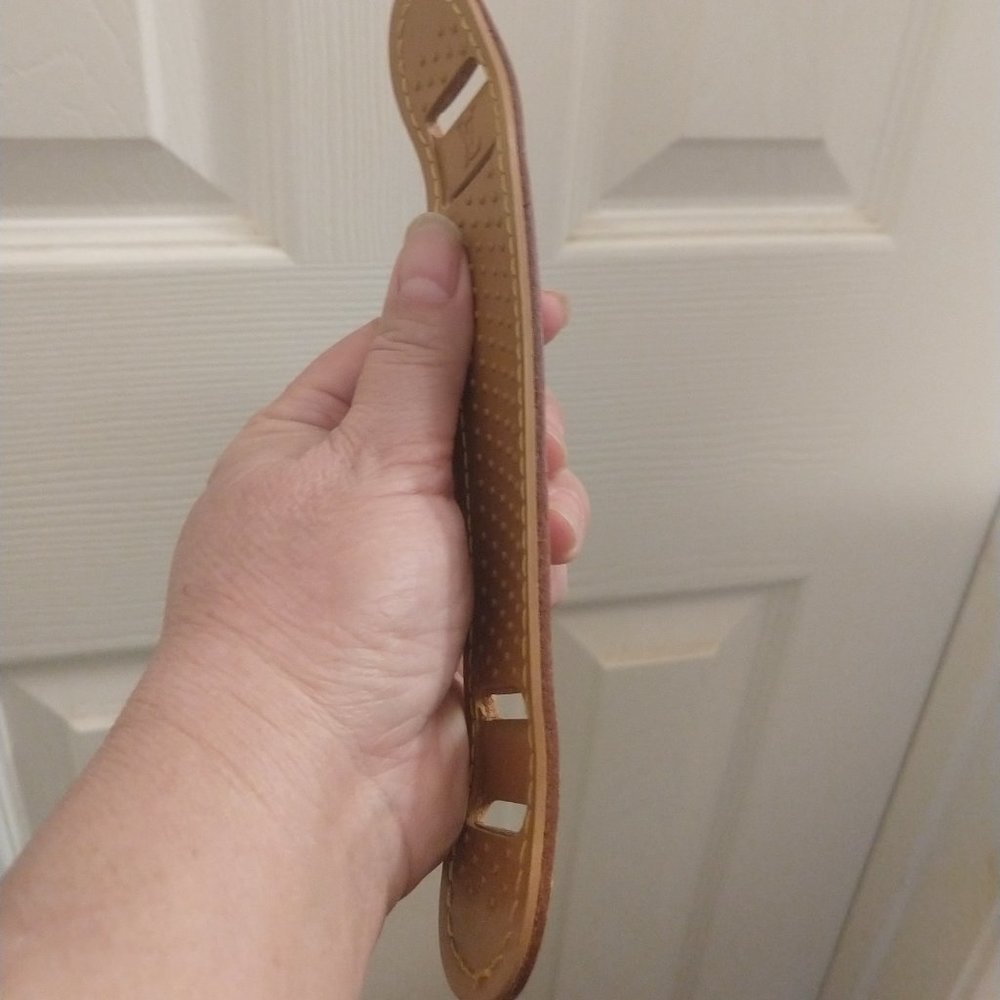 Louis Vuitton Extra Large Strap Pad - Picture 5 of 8